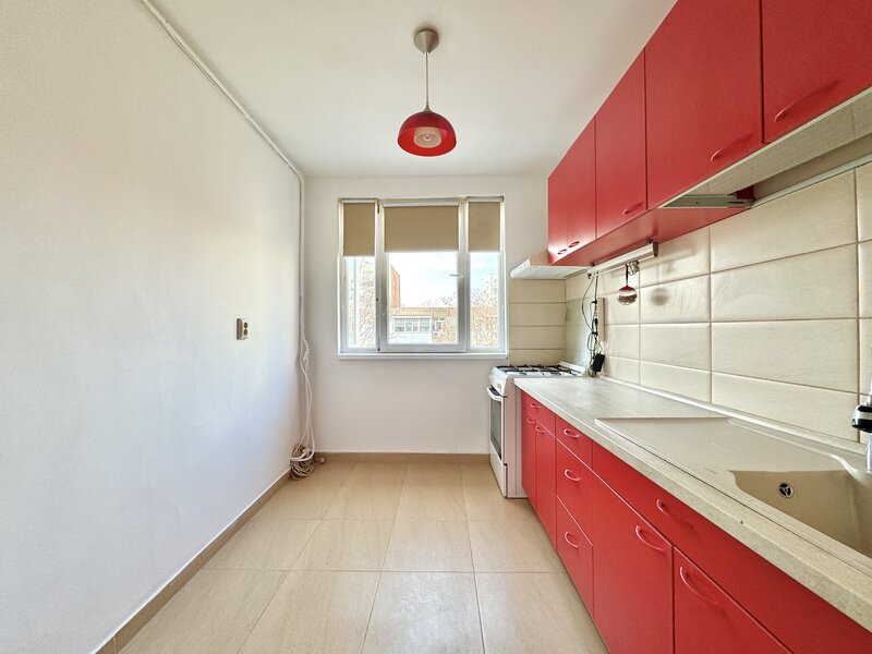 Titan, Constantin Brancusi, vanzare 2 camere imobil reabilitat.