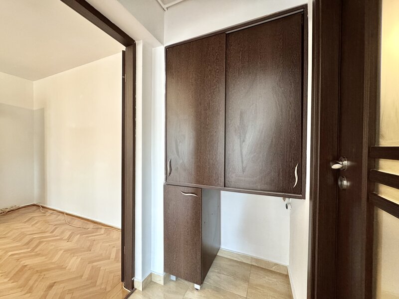 Titan, Constantin Brancusi, vanzare 2 camere imobil reabilitat.